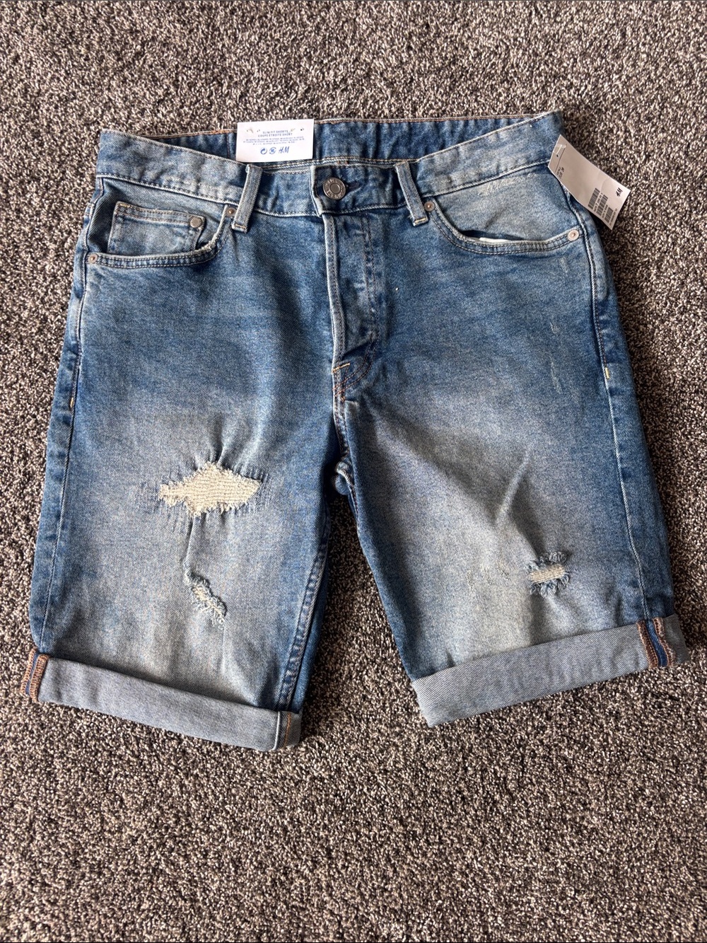 NEW! H&M Slim Fit Jean Shorts- Size 29